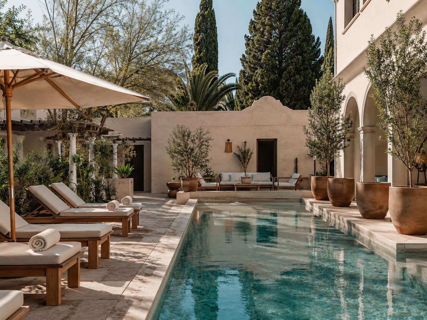 Galería de piscina del hotel boutique